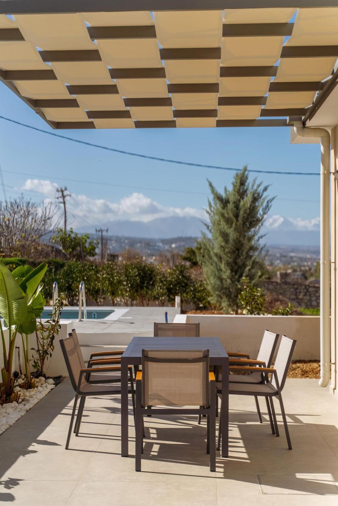Villa House *